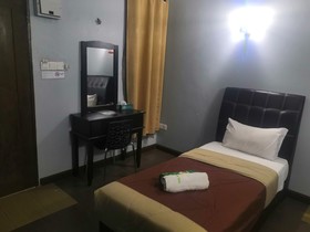 Opah Inn Hotel by Oyo Rooms