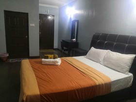 Opah Inn Hotel by Oyo Rooms