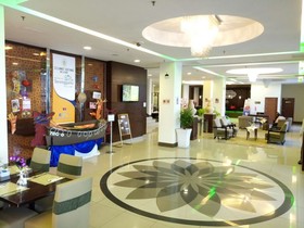 Grand Puteri Hotel