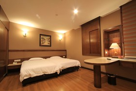 Ming Paragon Hotel & Spa