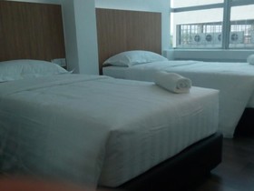 Place2Stay Gong Badak