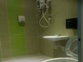 Place2Stay Gong Badak