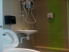 Place2Stay Gong Badak