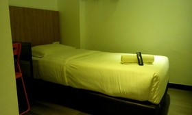 Place2Stay Gong Badak