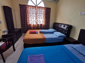 Raz Hotel by OYO Rooms