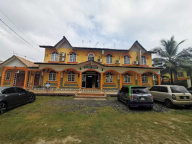 Raz Hotel by OYO Rooms