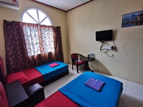 Raz Hotel by OYO Rooms