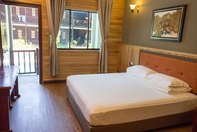 Summer Bay Lang Island Resort