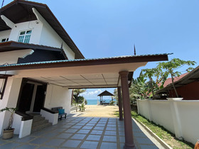 Che Beach House
