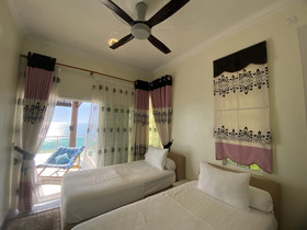 Che Beach House