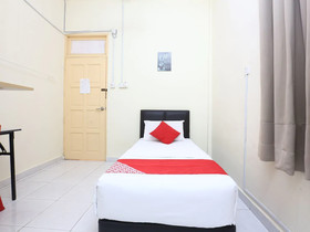 Hotel Pelangi Marang by OYO Rooms