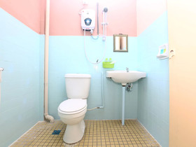 Hotel Pelangi Marang by OYO Rooms