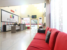Hotel Pelangi Marang by OYO Rooms