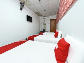 Syahirah Hotel by OYO