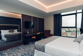 Otia Hotel