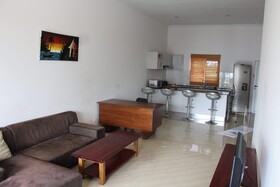 Rezz Aparthotel