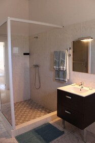 Rezz Aparthotel
