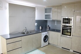 Rezz Aparthotel