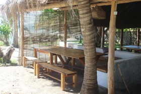 Baobab Beach Lodge & Backpackers