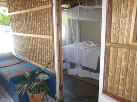 Baobab Beach Lodge & Backpackers