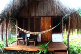 Baobab Beach Lodge & Backpackers