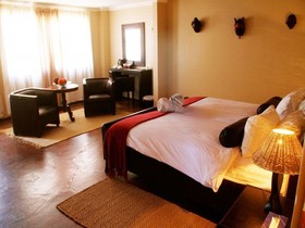 Intu Afrika Kalahari Zebra Lodge