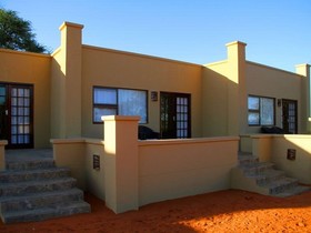 Intu Afrika Kalahari Zebra Lodge