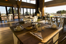 Kalahari Anib Lodge