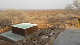 Tana Safaris Bush Camp