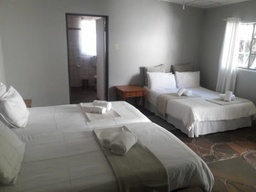 Etosha Hotel
