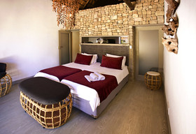 Mokuti Etosha