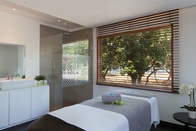 Sheraton New Caledonia Deva Resort & Spa