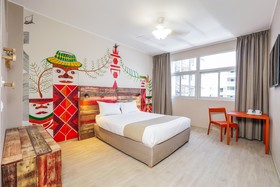 Gondwana City Art Hotel
