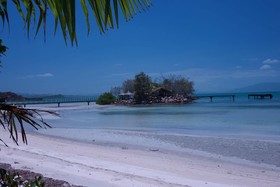 Malabou Beach