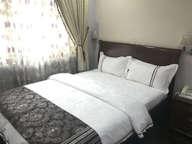 Casa Valleta Guest House & Apartments