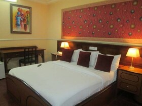 Crystal Palace Hotel
