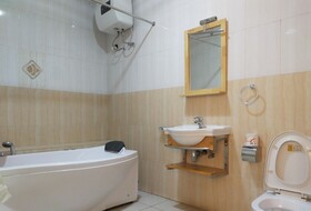 Joy House Hotel & Suites