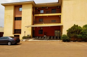 Joy House Hotel & Suites