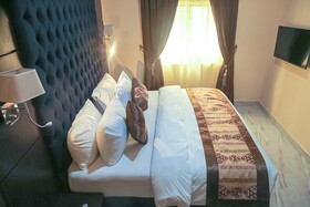 Spring Hotels