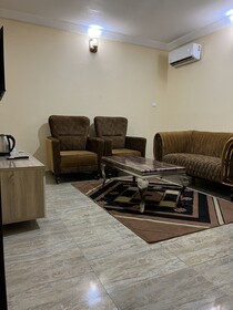 Spring Hotels