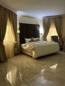 Spring Hotels