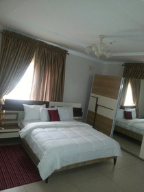 Tenache Hotels