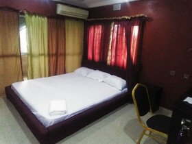 De Villa Hotel & Suite