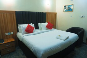 Rolarz Premium Hotel & Suites
