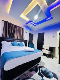 New Heights Castle Hotels