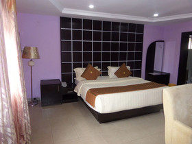 Galpin Suites