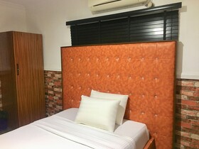 Sese Cottage