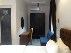 Blue Ao Hotel