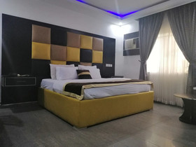 Chalon Suites