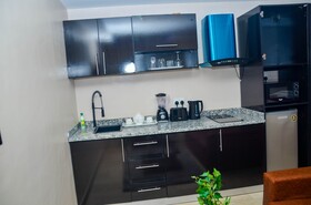 No 95 Suites & Apartment
